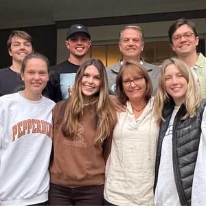 Meet your Posher, Marnie